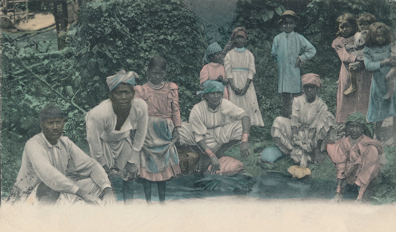 Saluti dalla Giamaica. Coolies che lavano, 1905 da Unbekannt