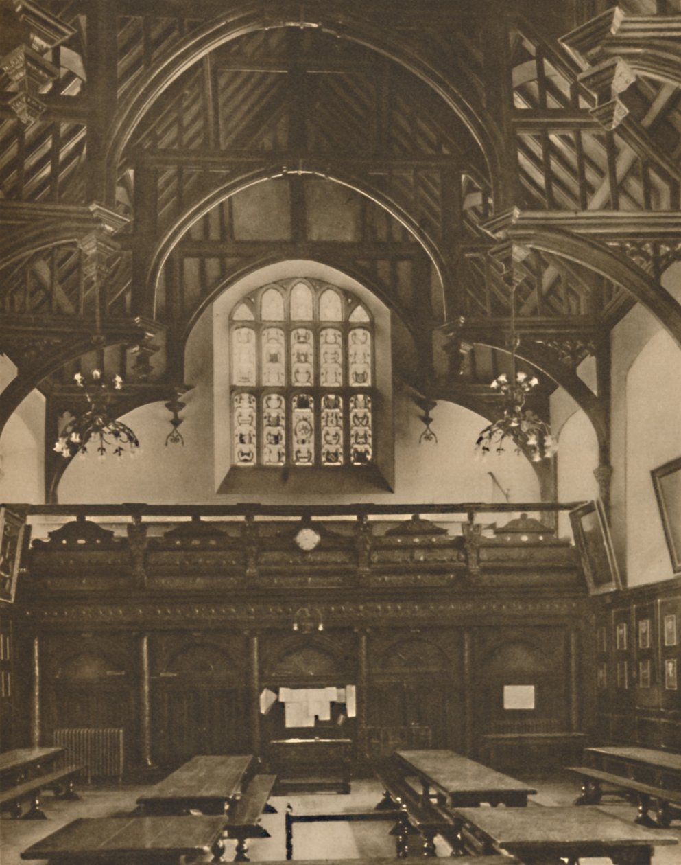 Sala di Grays Inn, dove La commedia degli errori fu rappresentata durante la vita di Shakespeare, circa 1935 da Unbekannt
