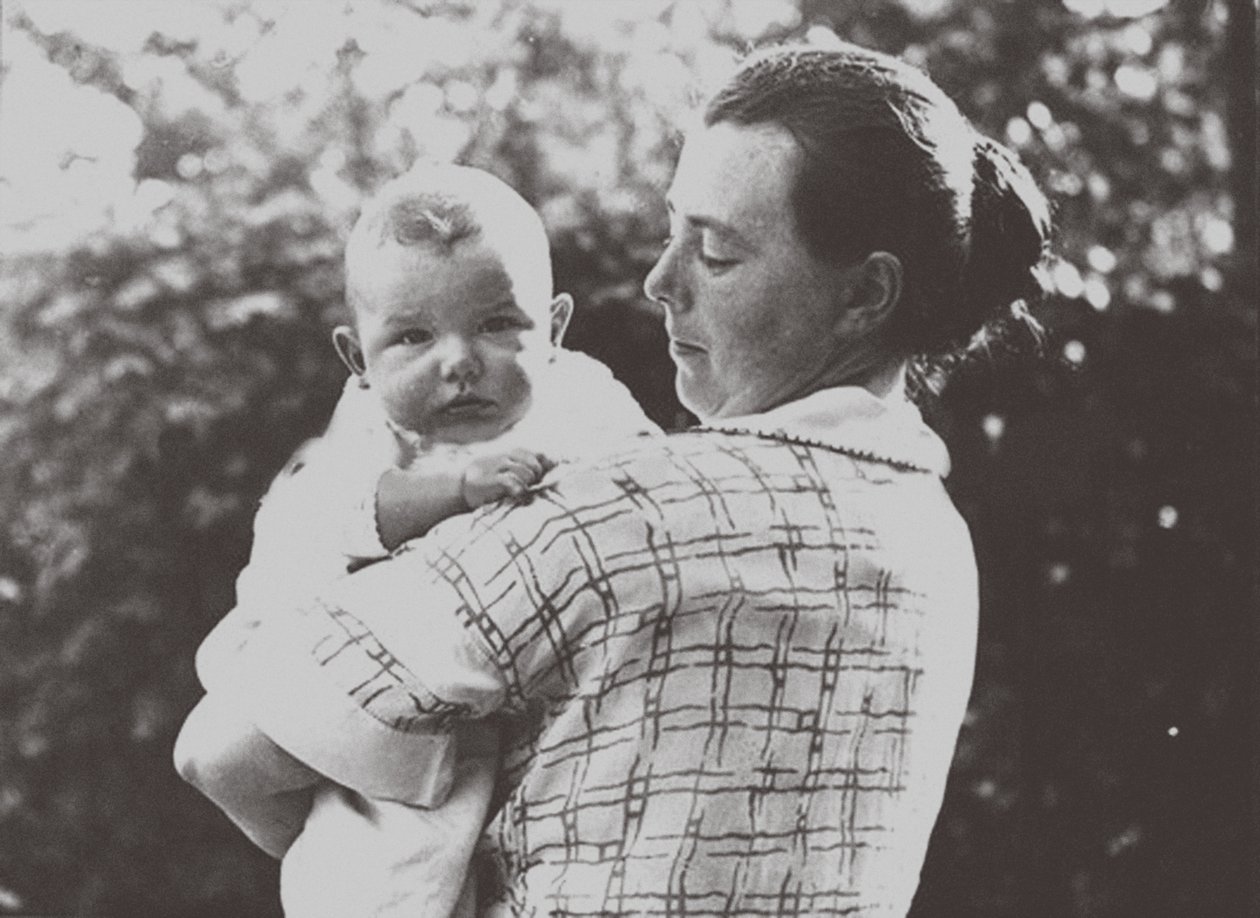 Hilde Mangold 1898-1924 con il suo bambino, 1924 da Unbekannt