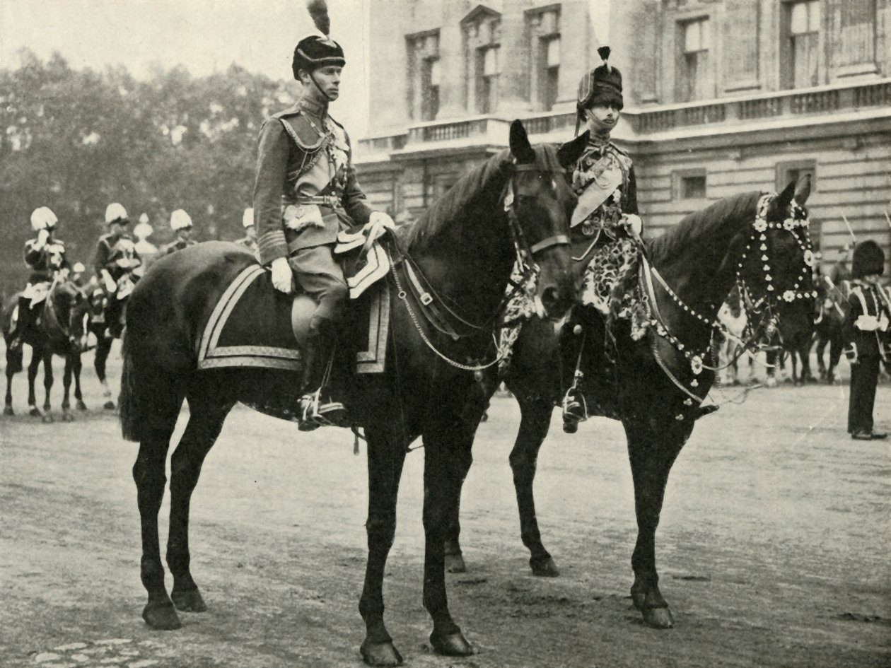 Sua Maestà con il Duca di Gloucester, alla Trooping the Colour, 1928, 1937 da Unbekannt