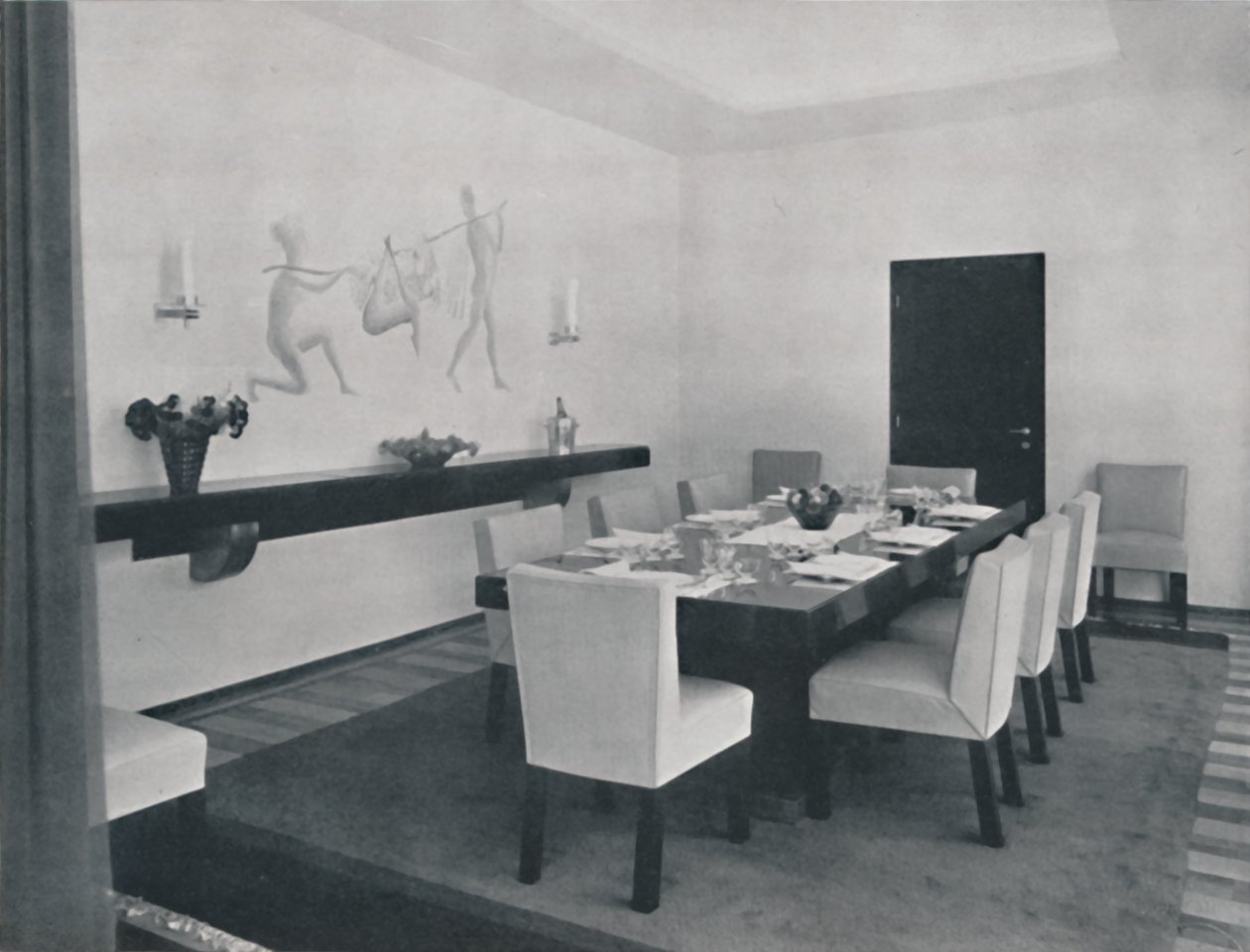 Casa a Bucarest di Rudolf Frankel - La sala da pranzo, 1942 da Unbekannt