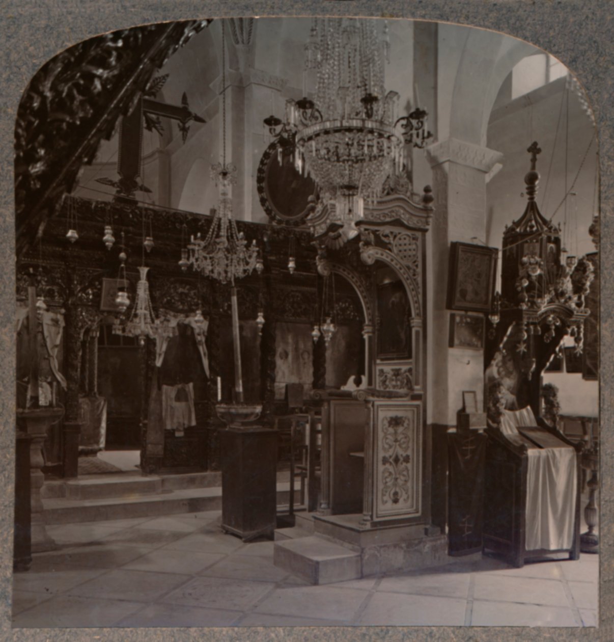 Interno della sinagoga dove Cristo predicò, Nazareth, c1900 da Unbekannt