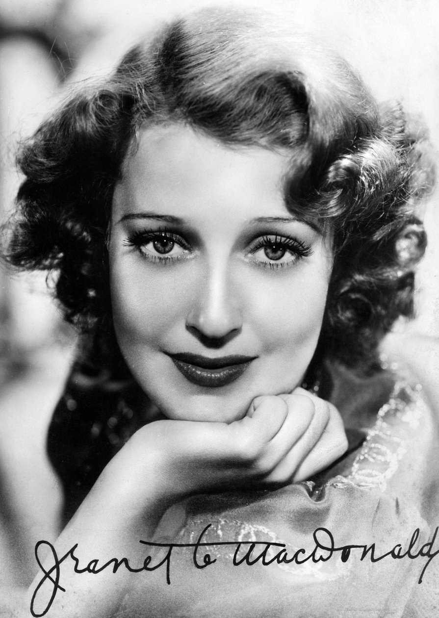 Jeanette MacDonald, cantante e attrice americana, c1930s-c1940s da Unbekannt