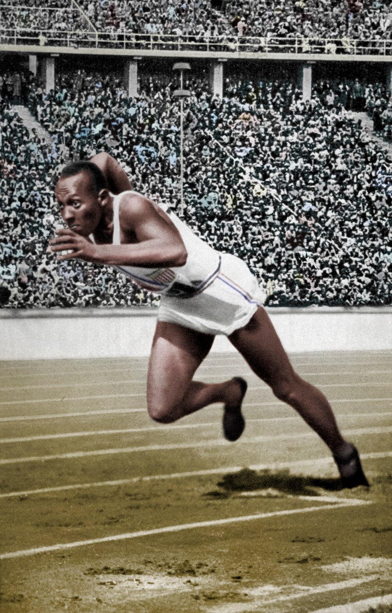 Jesse Owens alla partenza dei 200 metri ai Giochi Olimpici di Berlino da Unbekannt