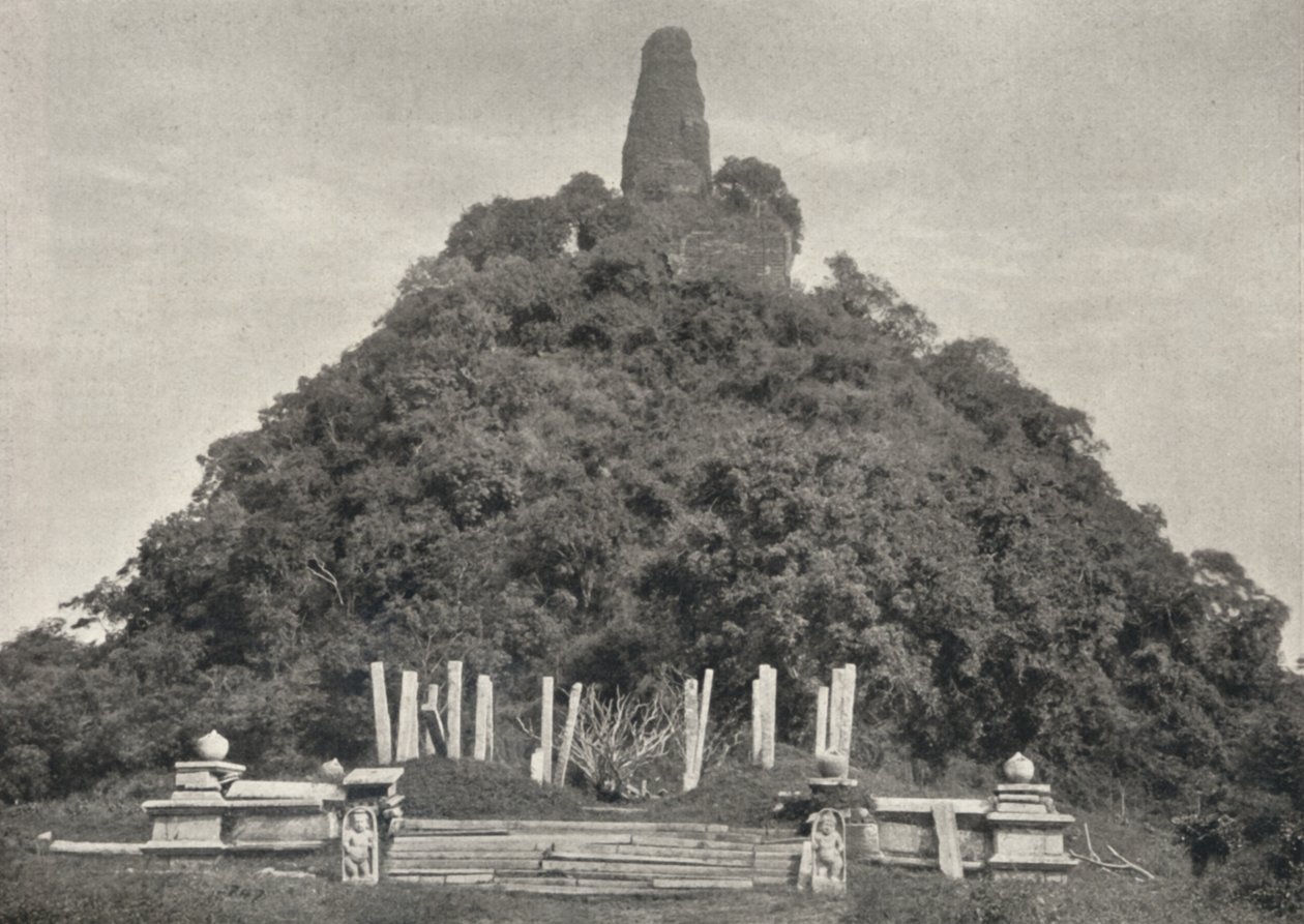 Jetawanarama Dagoba, la più giovane delle tre grandi Dagoba di Anuradhapura, fine del III secolo d.C. da Unbekannt