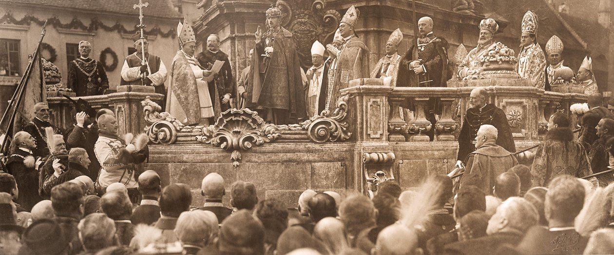 Re Carlo IV che presta giuramento di incoronazione a Budapest il 30 dicembre 1916, 1916 da Unbekannt