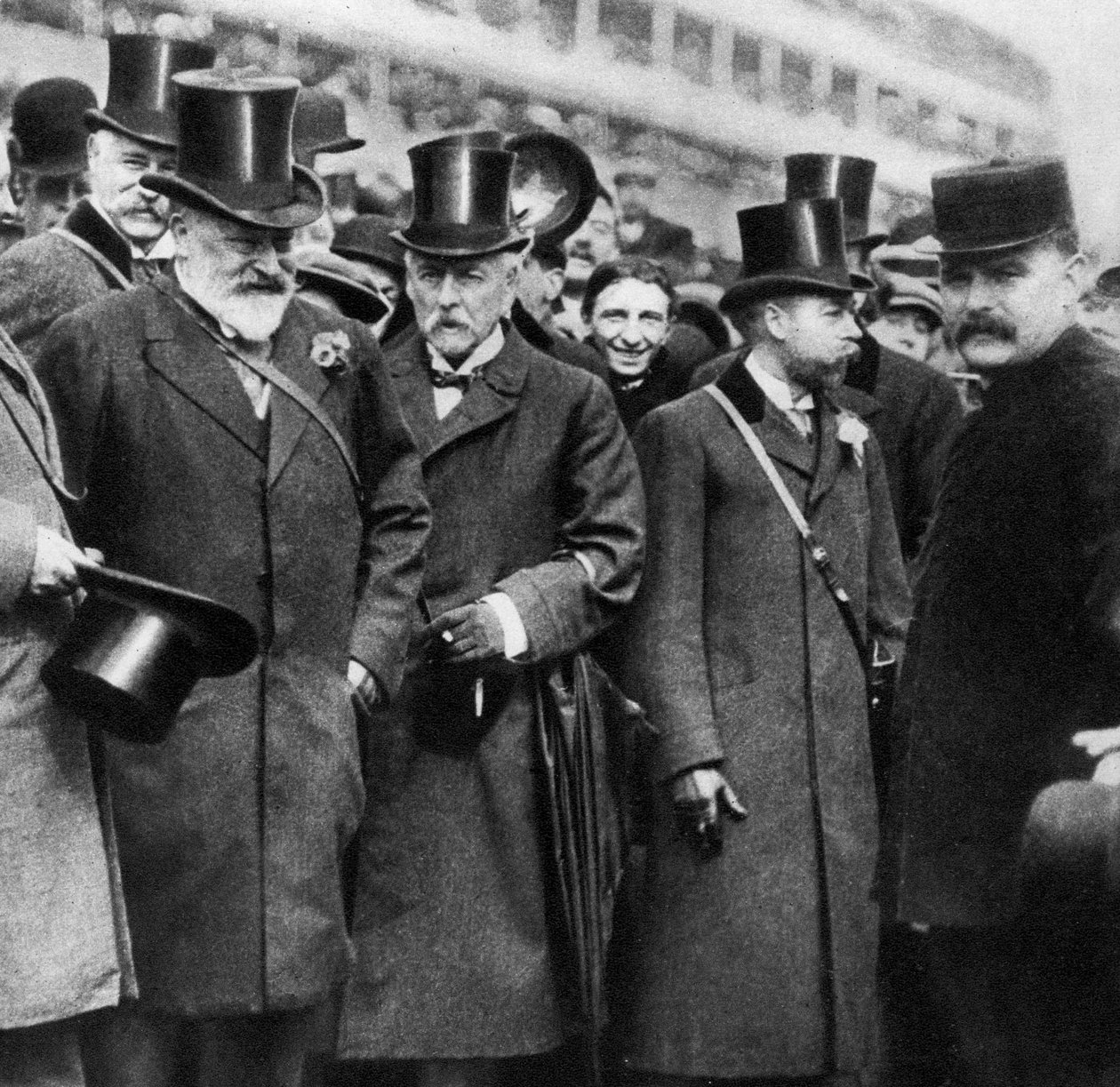Il trionfo del Derby di Re Edoardo, Epsom, Surrey, 1909, 1935 da Unbekannt