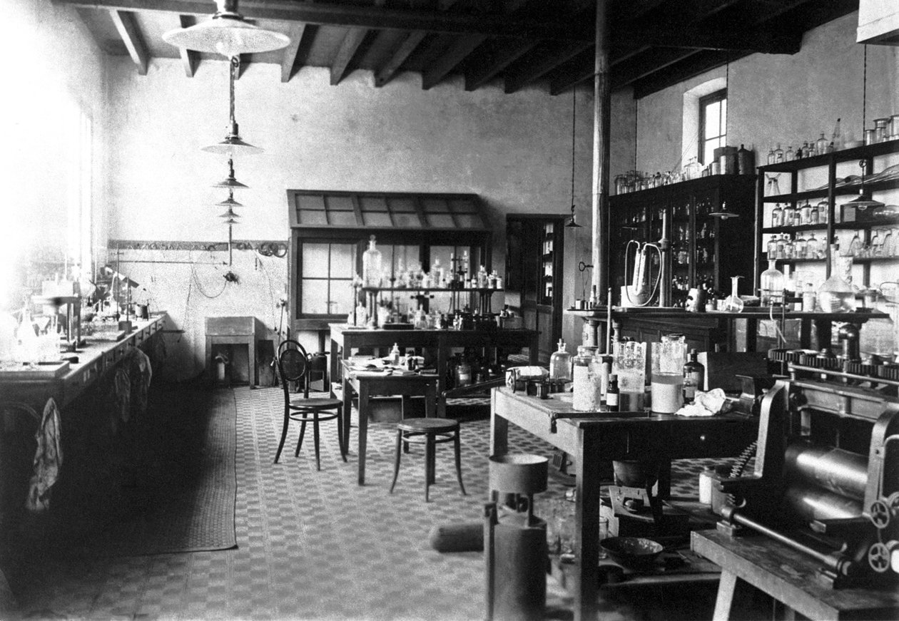 Laboratorio di Alfred Nobel nella sua villa a Sanremo, 1890s da Unbekannt