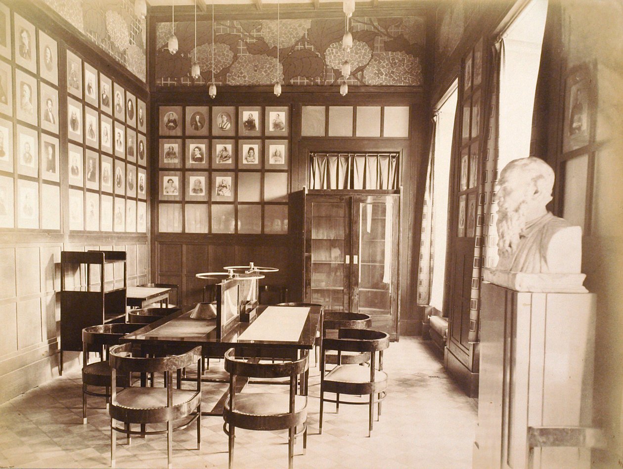 Sala della letteratura, Casa dell