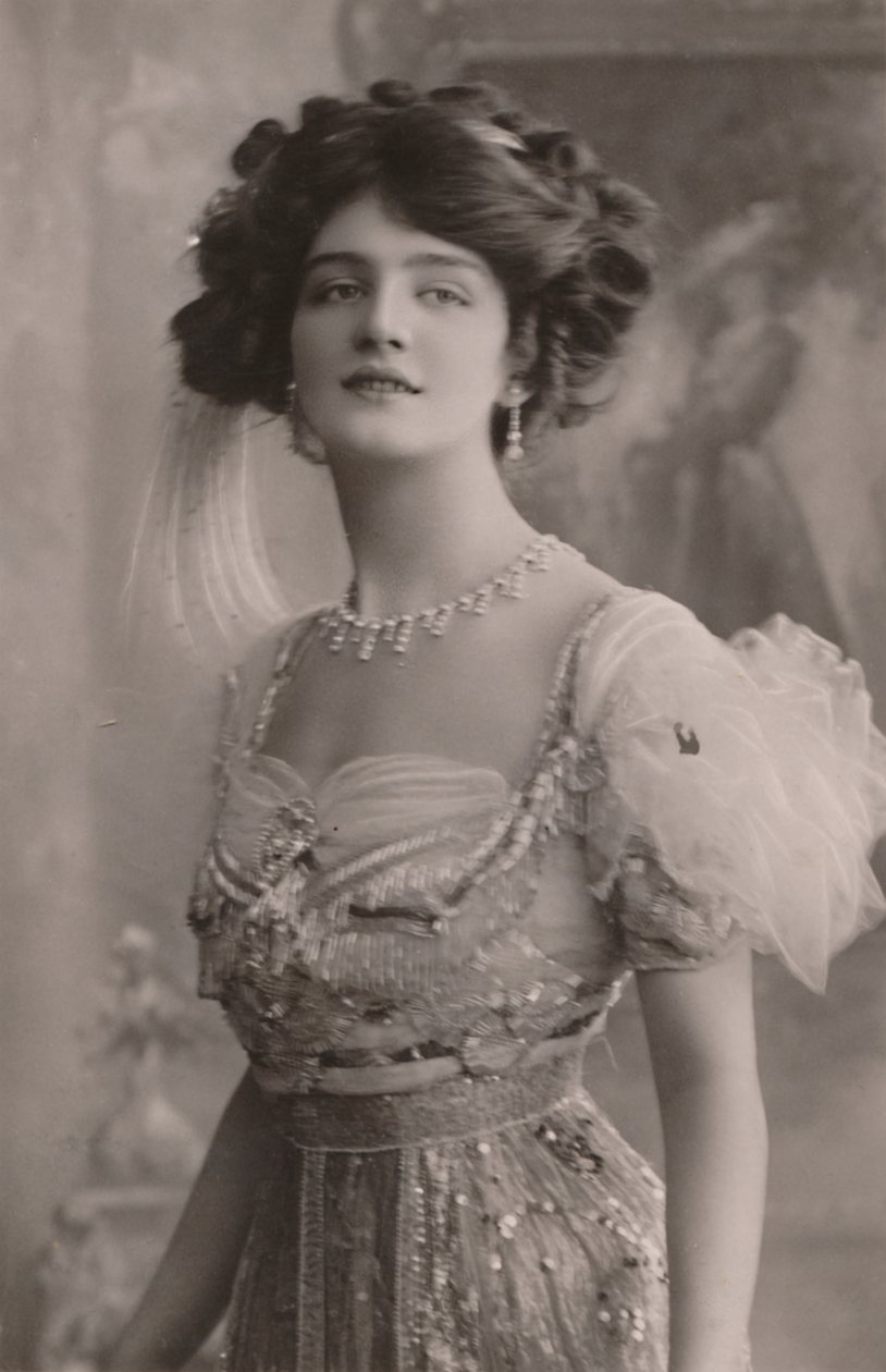 Miss Lily Elsie, 1886-1962, La vedova allegra, c1930 da Unbekannt