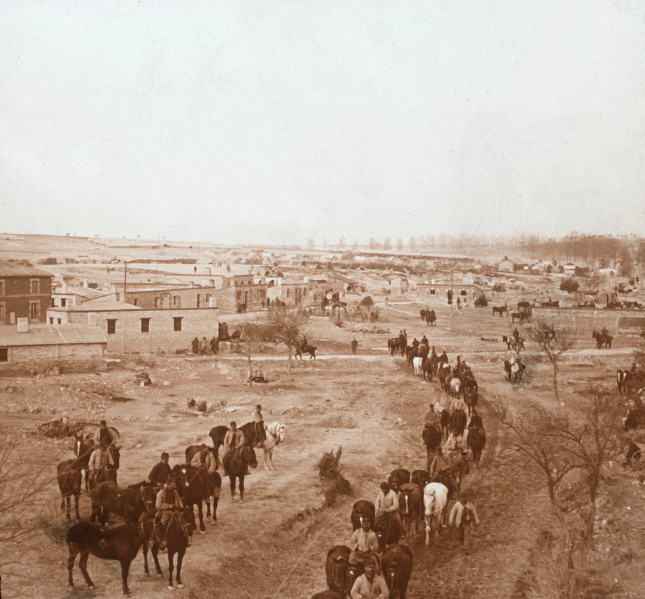 Soldati a cavallo, Somme-Tourbe, Francia settentrionale, c. 1914-c. 1918 da Unbekannt