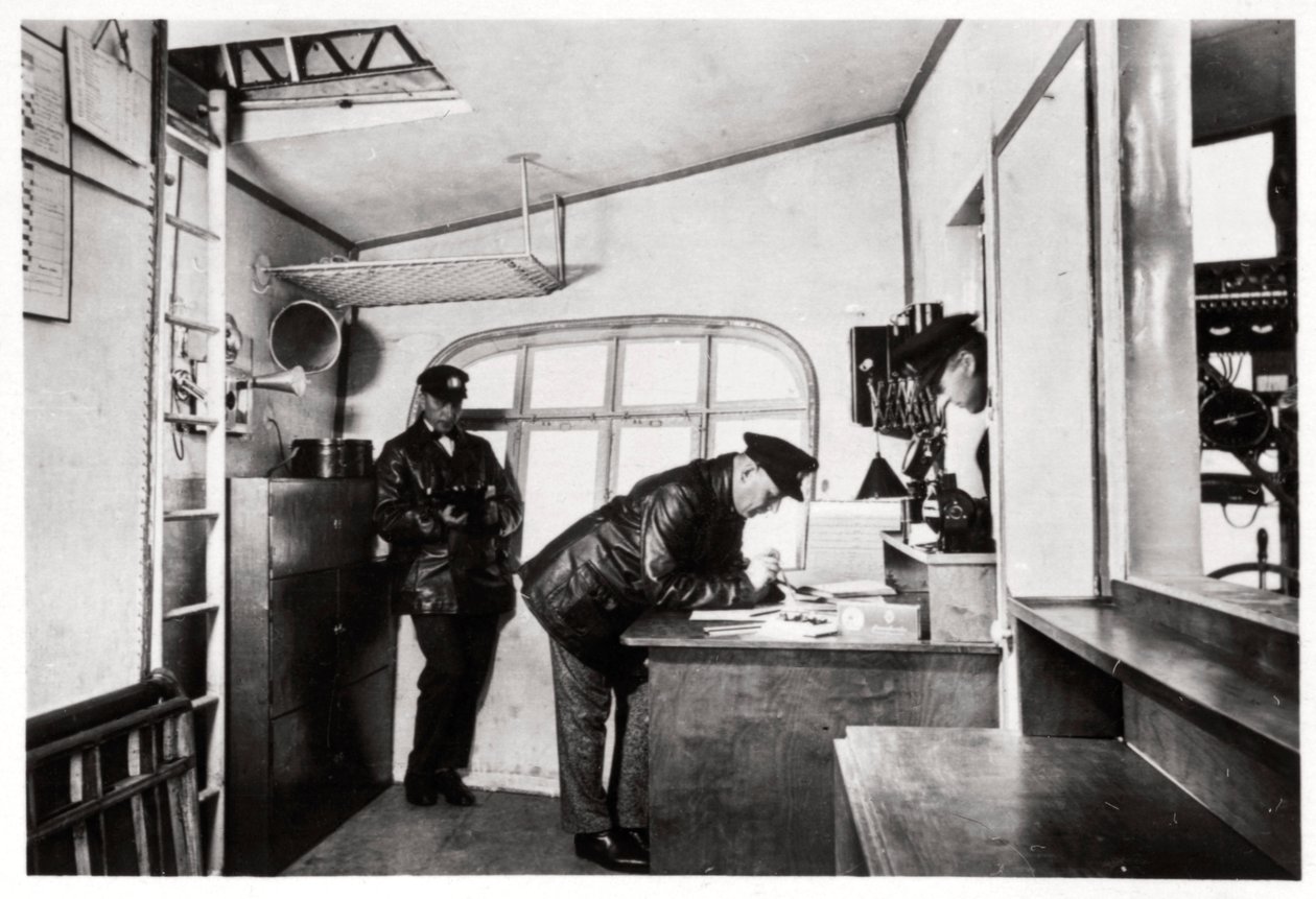 Sala di navigazione, Zeppelin LZ 127 Graf Zeppelin da Unbekannt