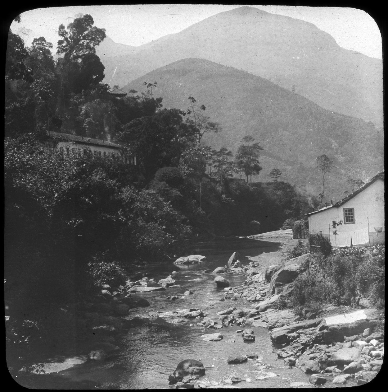 Vicino a Petrópolis, Rio de Janeiro, Brasile, fine XIX o inizio XX secolo da Unbekannt