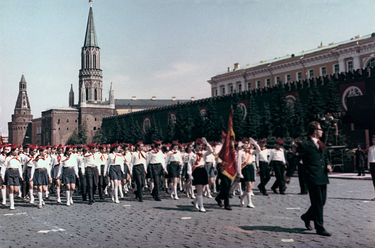 Parata dei Giovani Pionieri, Piazza Rossa, Mosca, 1972 da Unbekannt