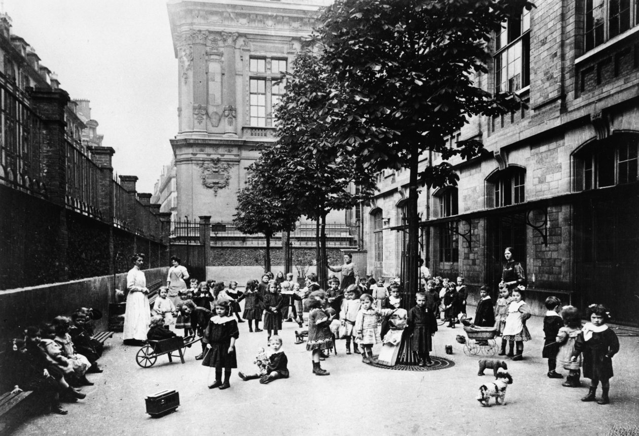 Fotografia di bambini a scuola durante la Comune di Parigi, 1871 da Unbekannt
