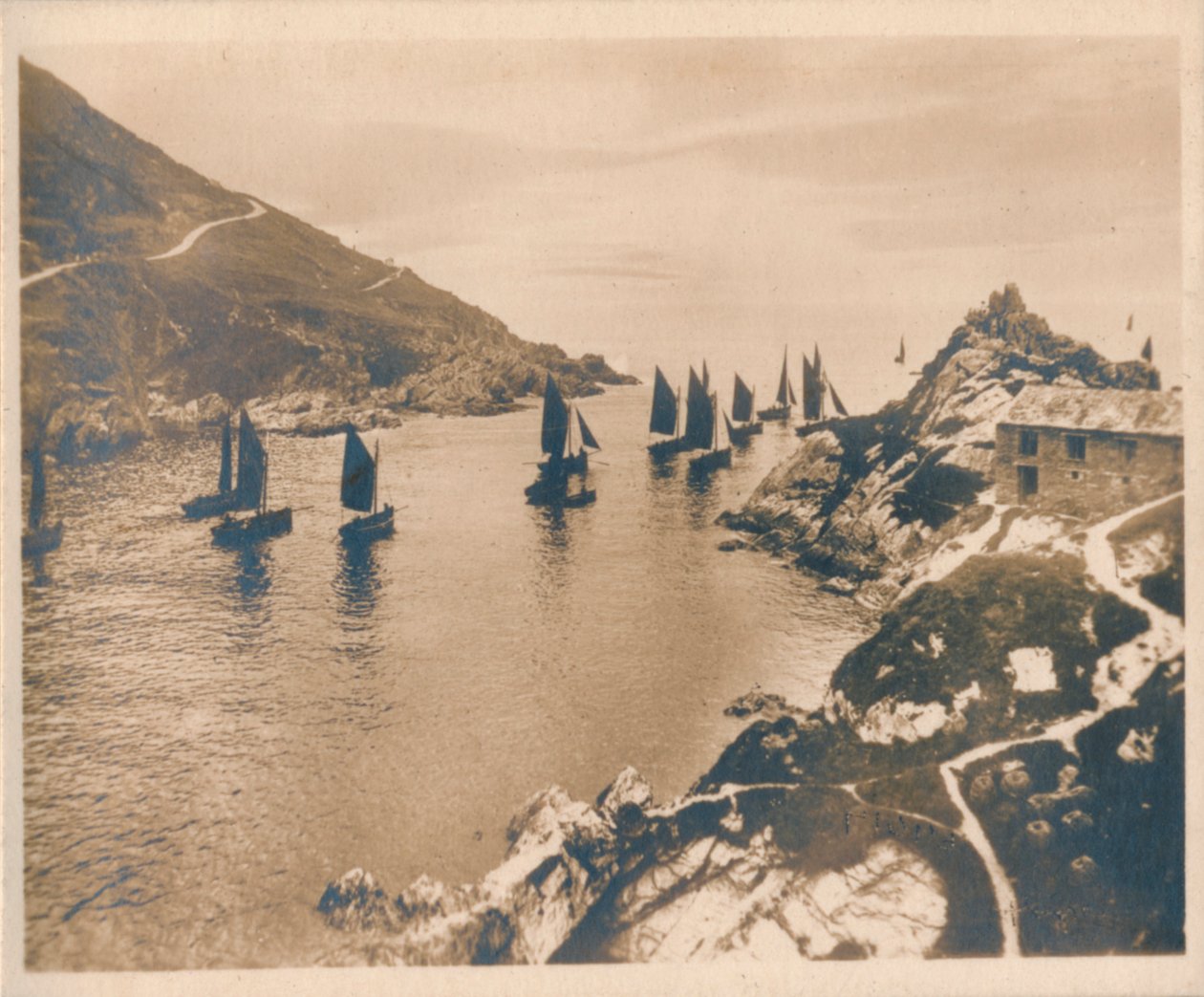 Porto di Polperro e Rocce del Picco, 1927 da Unbekannt