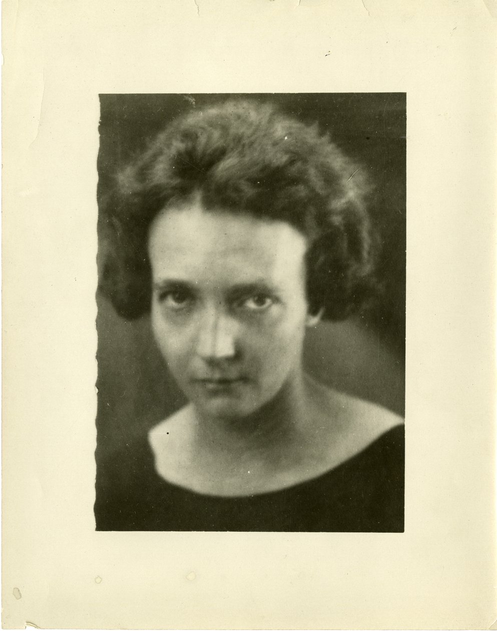 Ritratto di Irène Joliot-Curie da Unbekannt