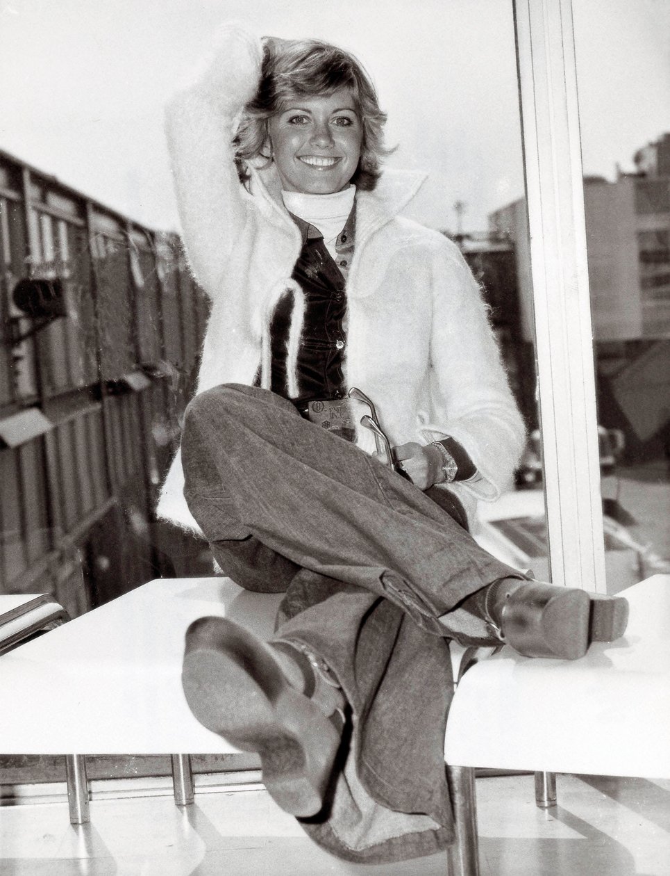 Ritratto della cantante e comica australiana Olivia Newton John (nata nel 1949), Londra, 23/05/1975 da Unbekannt