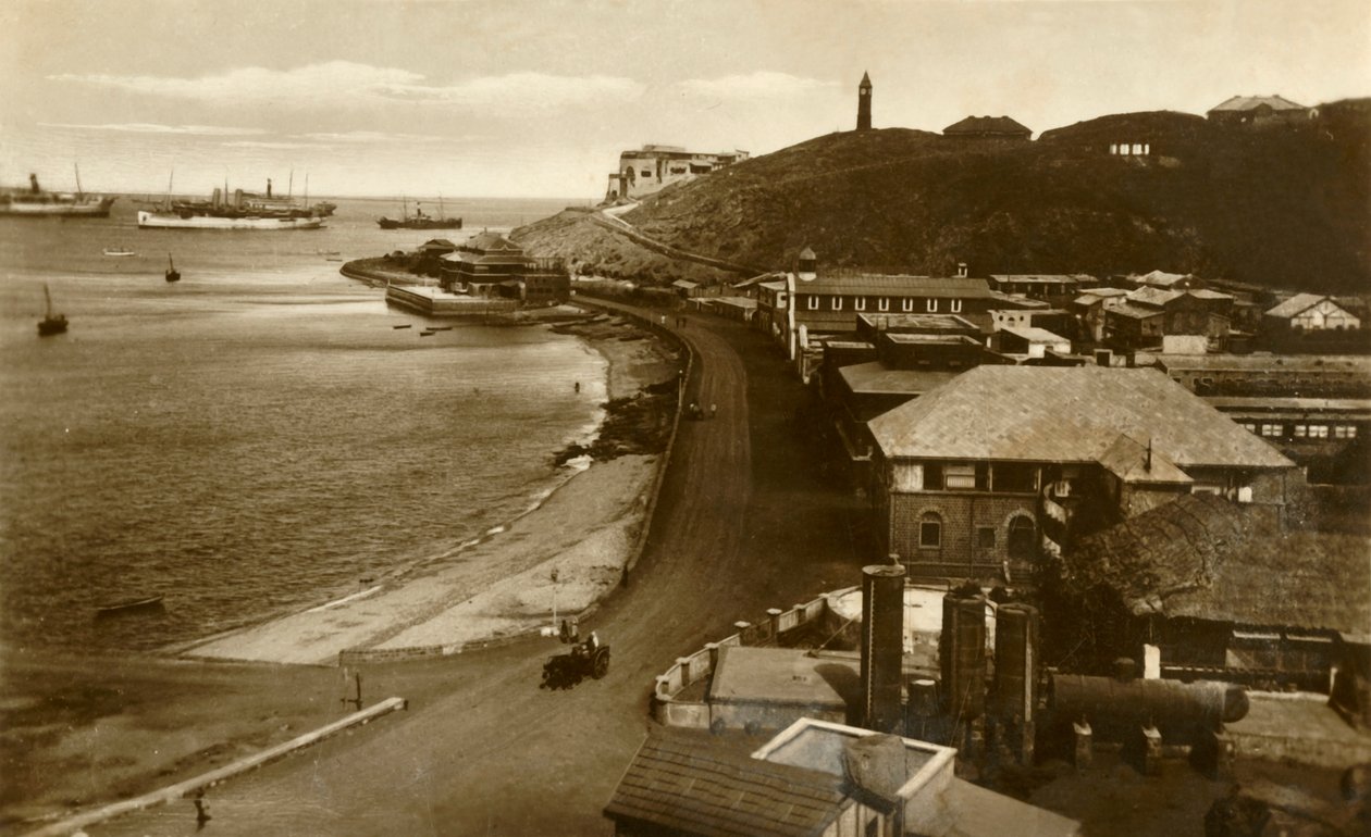 Ufficio postale e baia, Aden, c1918-c1939 da Unbekannt