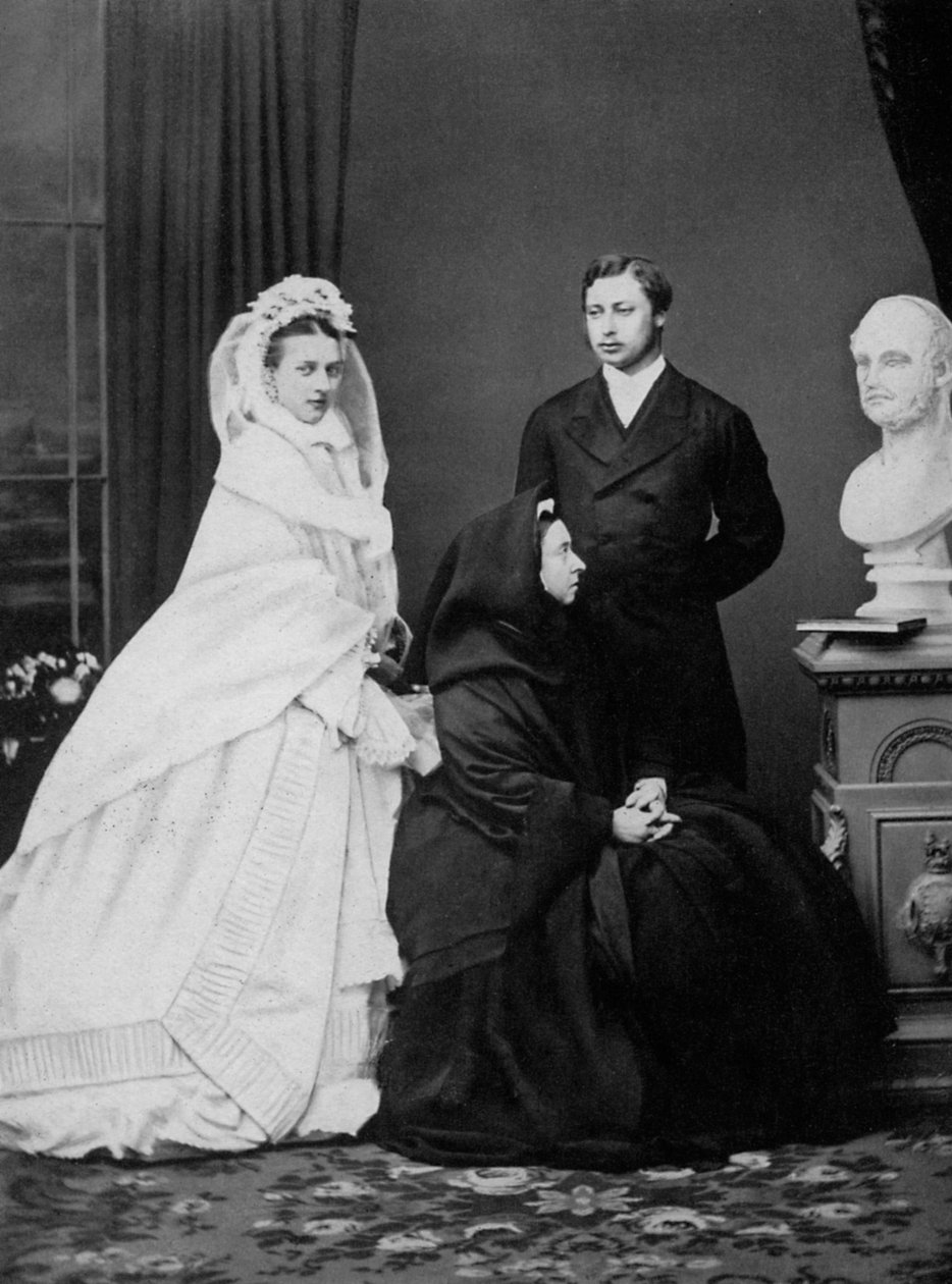 Regina Vittoria con il principe e la principessa del Galles il giorno del loro matrimonio, 1863 1964 da Unbekannt