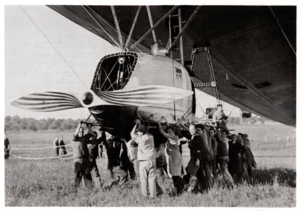 Gondola posteriore, Zeppelin LZ 127 Graf Zeppelin, 1933 da Unbekannt