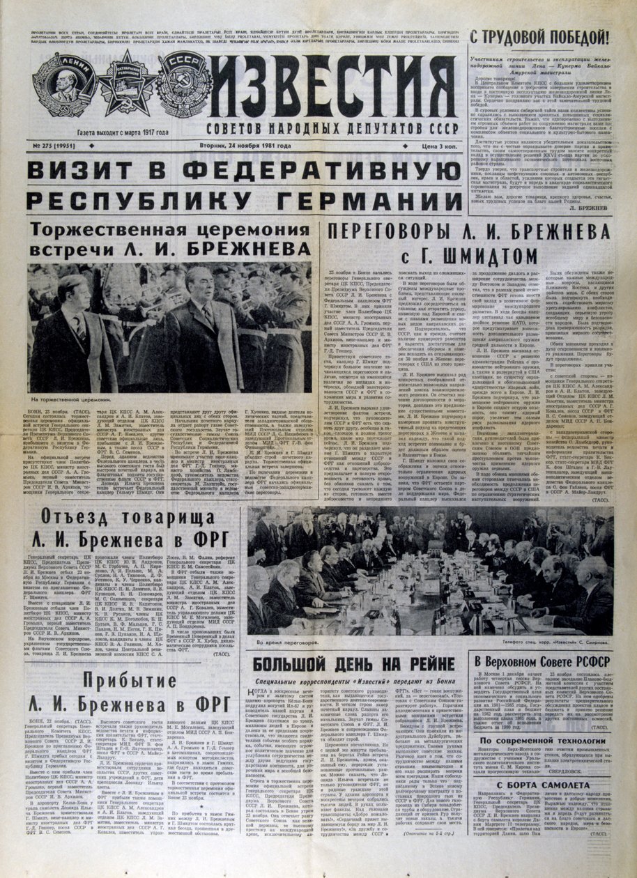 Articolo di giornale russo che discute l