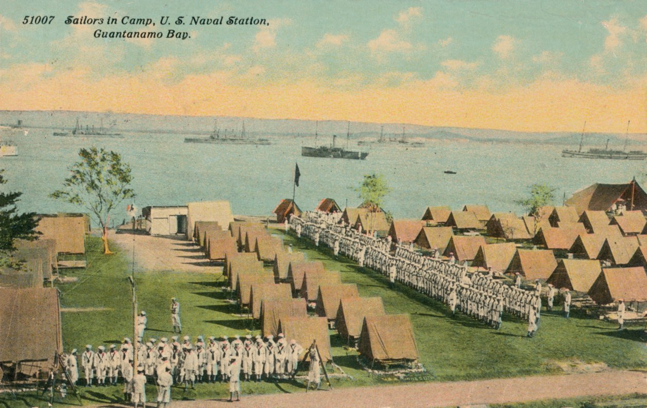 Marinai in campo, Stazione Navale degli Stati Uniti, Guantanamo Bay, c1911 da Unbekannt
