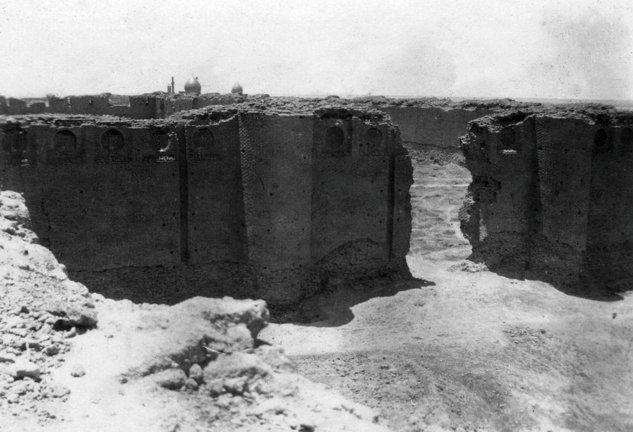Città di Samarra dalla torre Malwiya, Mesopotamia, 1918 da Unbekannt