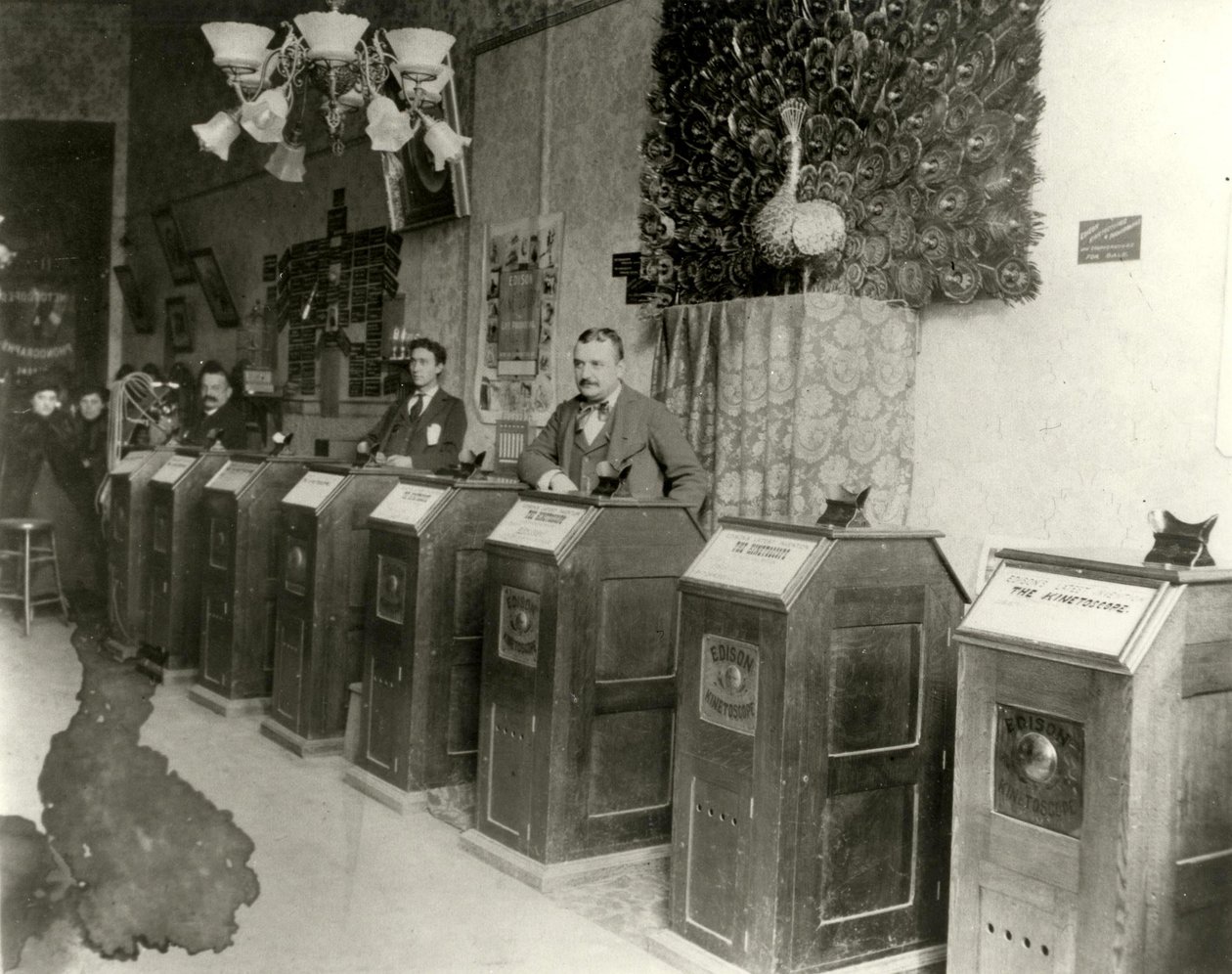 Salotto di San Francisco con kinetoscopi, 1894-1895 da Unbekannt