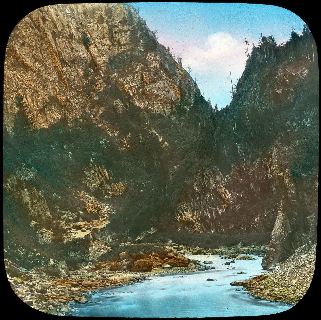 Fiume Sindh, passando le rocce sotto Sonamarg, Kashmir, India, fine XIX o inizio XX secolo da Unbekannt