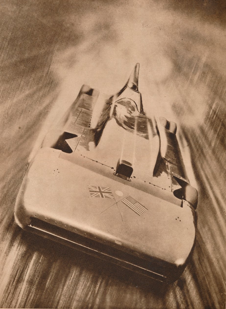 Sir Malcolm Campbell ad alta velocità in 