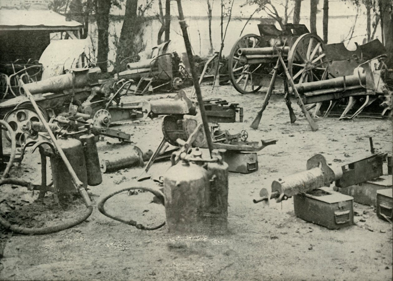 Alcuni bottini del campo di battaglia, 1919 da Unbekannt