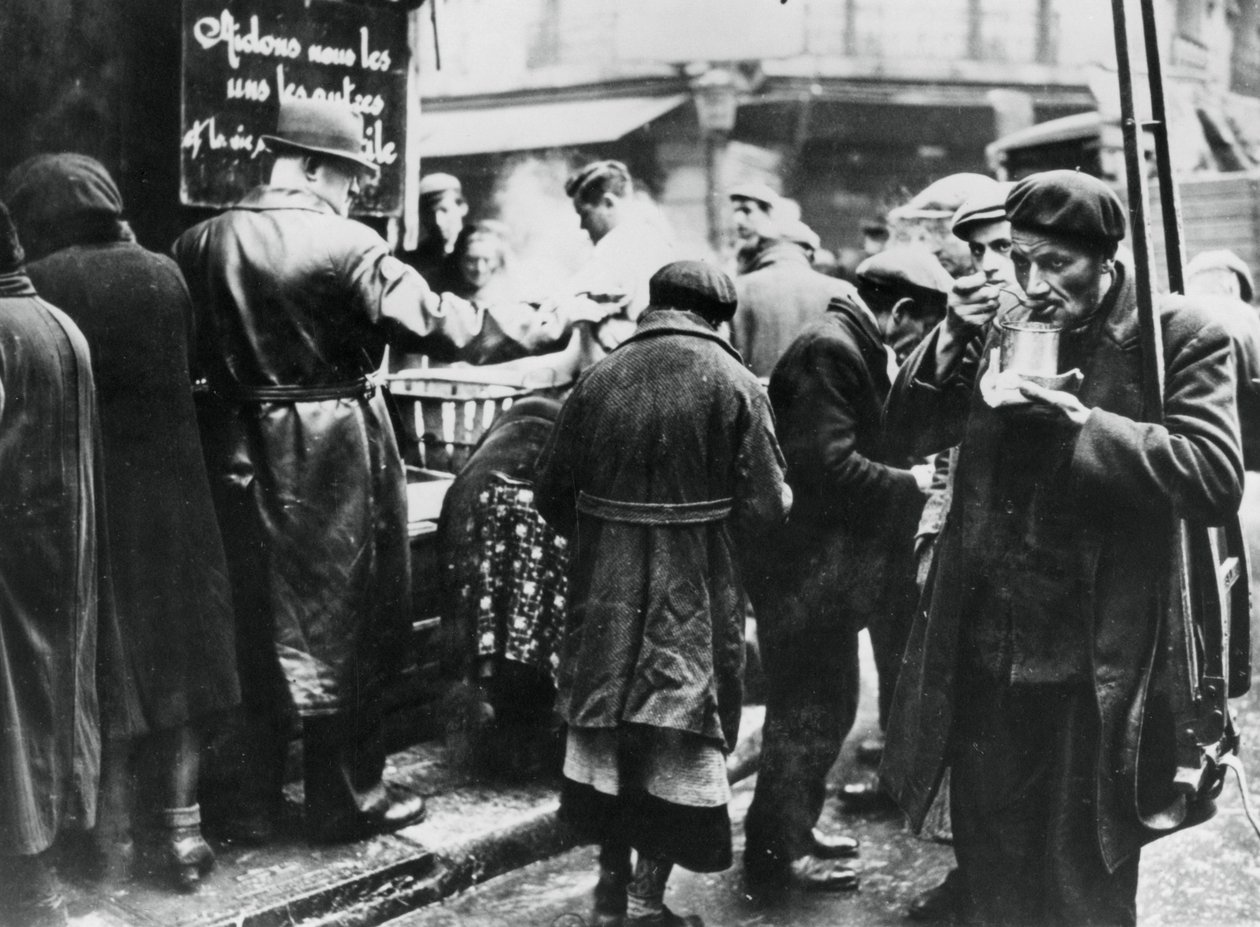 Mensa dei poveri, les Halles, Parigi occupata dai tedeschi, febbraio 1941 da Unbekannt