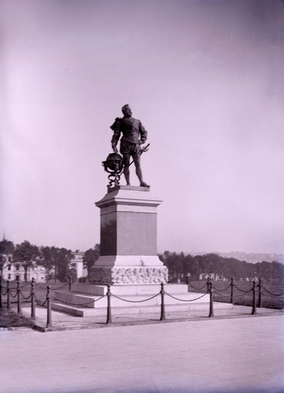 Statua di Francis Drake a Plymouth nel Devon, fine XIX-inizio XX secolo da Unbekannt