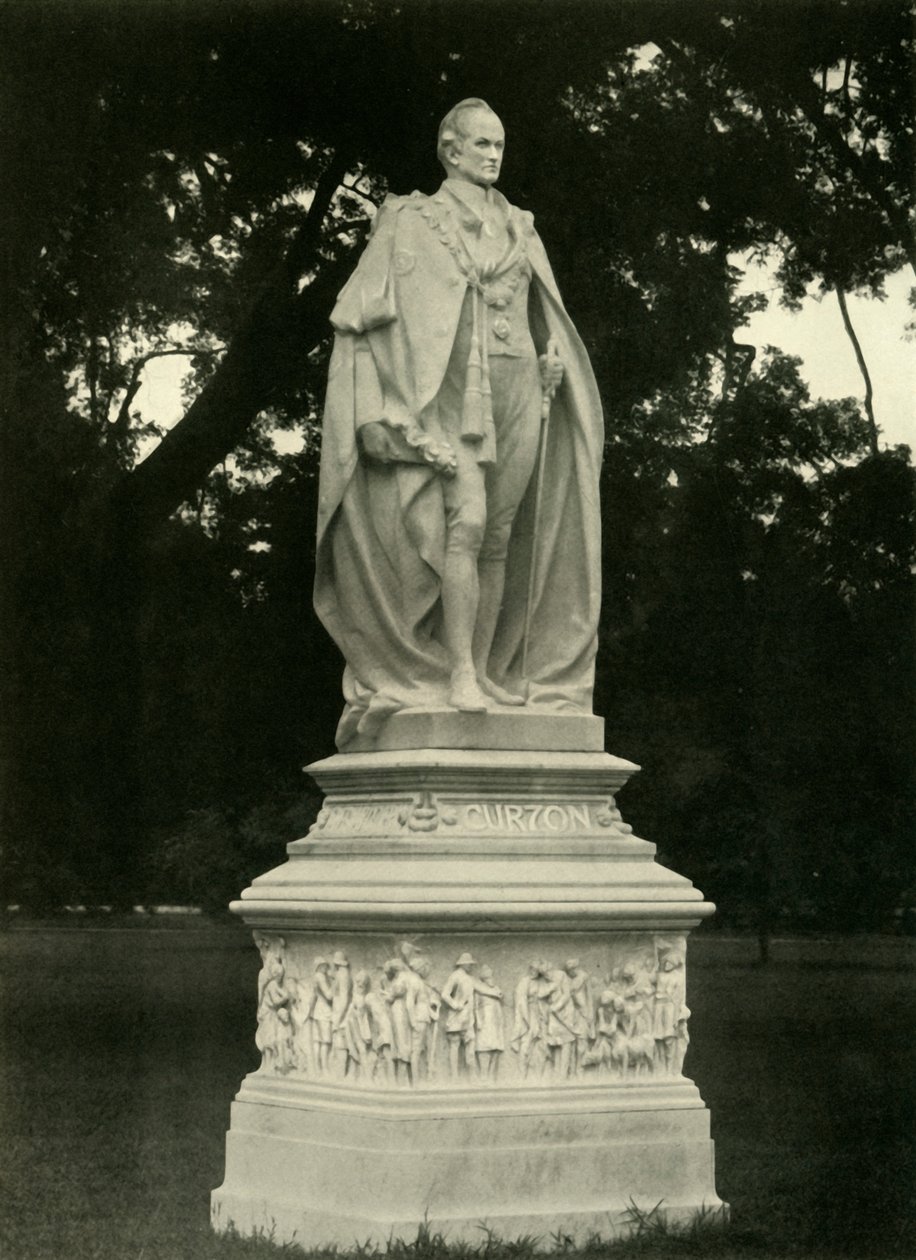 Statua di Lord Curzon nei giardini della Victoria Memorial Hall, 1925 da Unbekannt