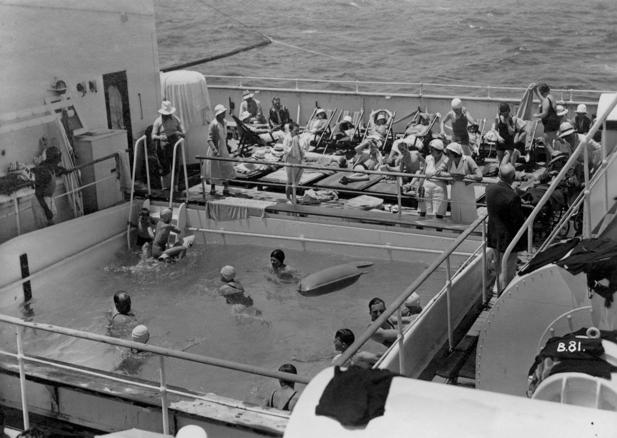 Piscina a bordo della RML Atlantis, c1929-c1939 da Unbekannt
