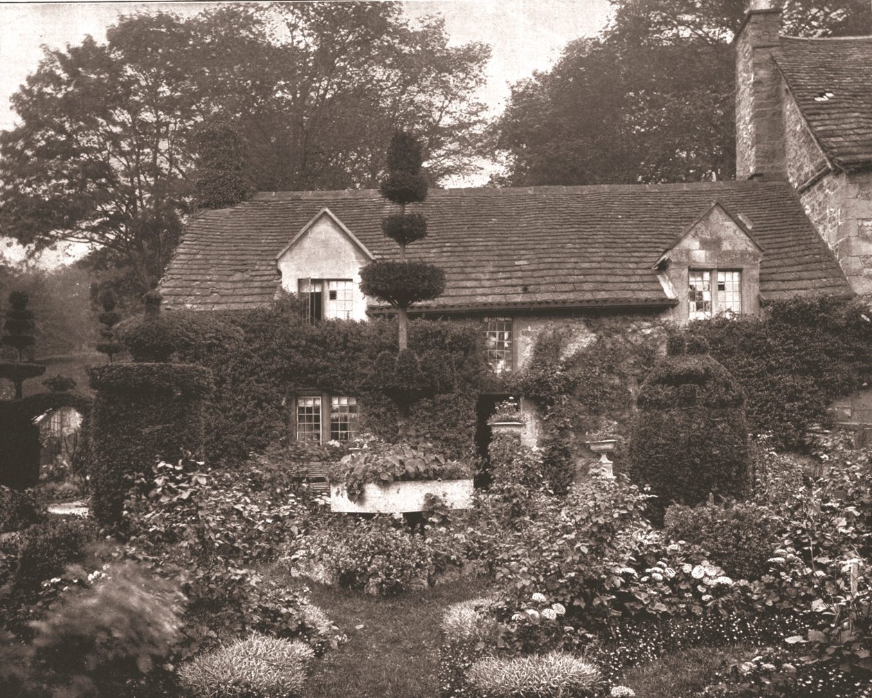 Il cottage vicino a Haddon Hall, Derbyshire, 1894 da Unbekannt