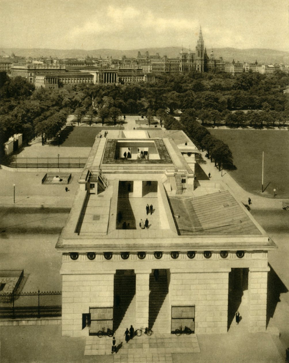 Il Monumento degli Eroi, Vienna, Austria, c1935 da Unbekannt