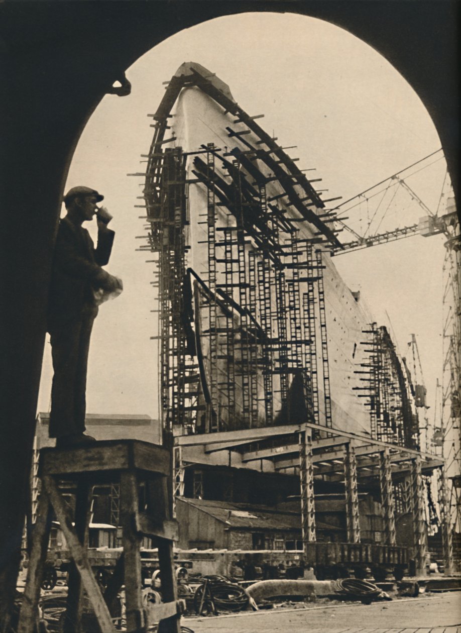 Lo scafo massiccio, parzialmente posizionato, 1930-1934, 1936 da Unbekannt