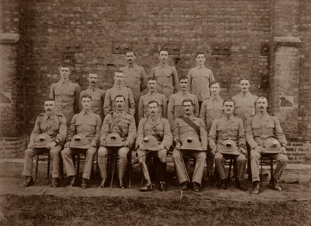 La polizia reggimentale del 1° Royal Munster Fusiliers, Rangoon, Birmania, 1913 da Unbekannt