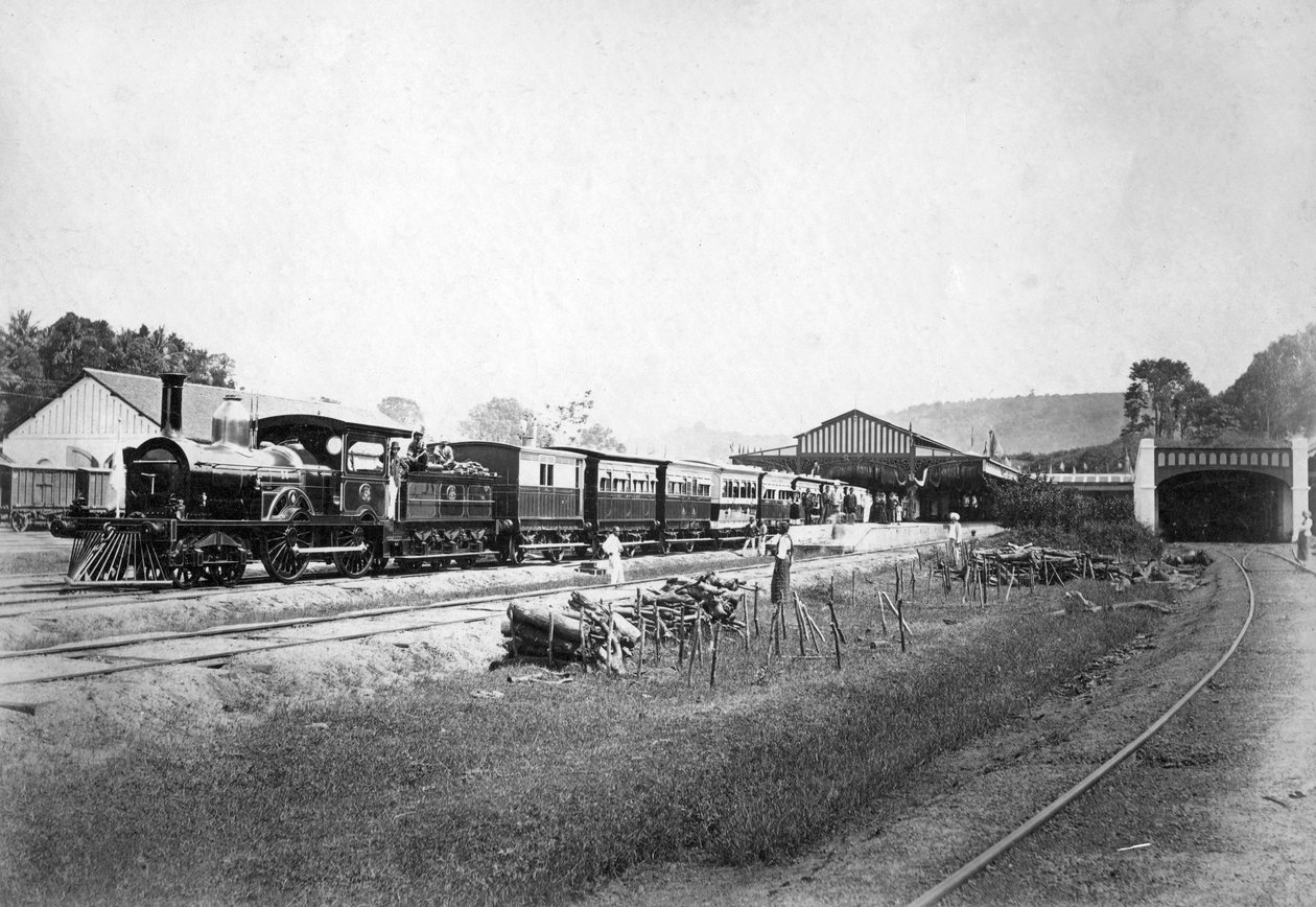 Il treno reale che lascia la stazione di Kandy, Sri Lanka, c1910s da Unbekannt