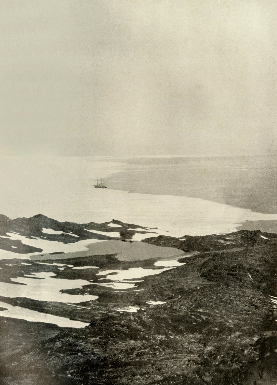 La nave al largo di Pram Point, poco prima di partire per il nord da Unbekannt