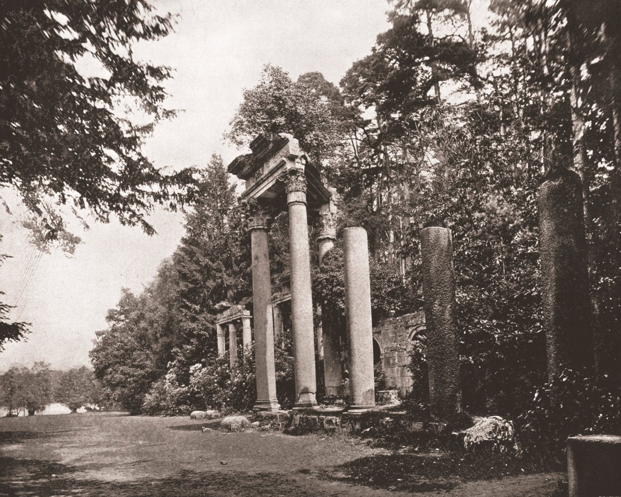 Il Tempio di Augusto a Virginia Water, Surrey, 1894 da Unbekannt