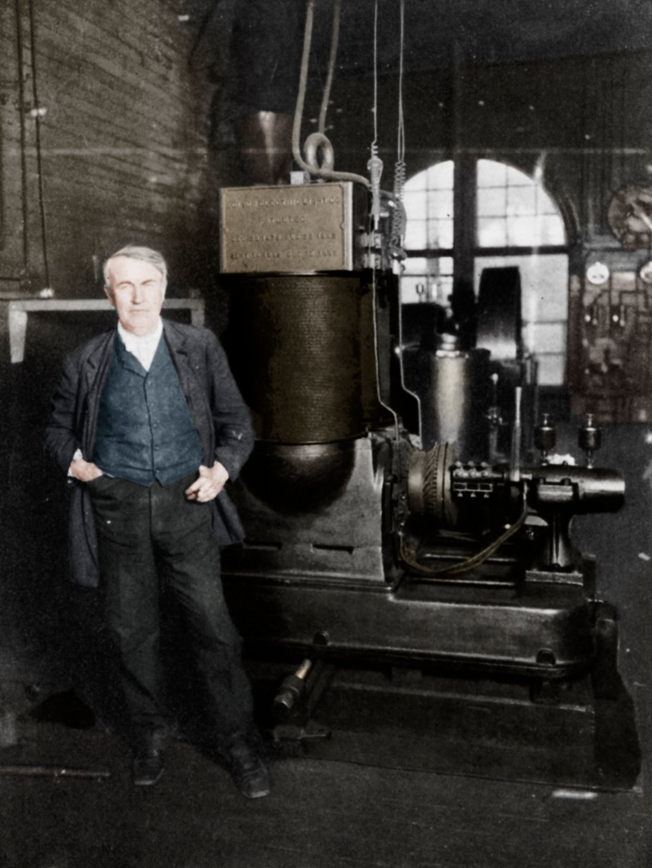 Thomas Alva Edison, inventore americano, con la sua prima dinamo per la produzione di luce elettrica da Unbekannt