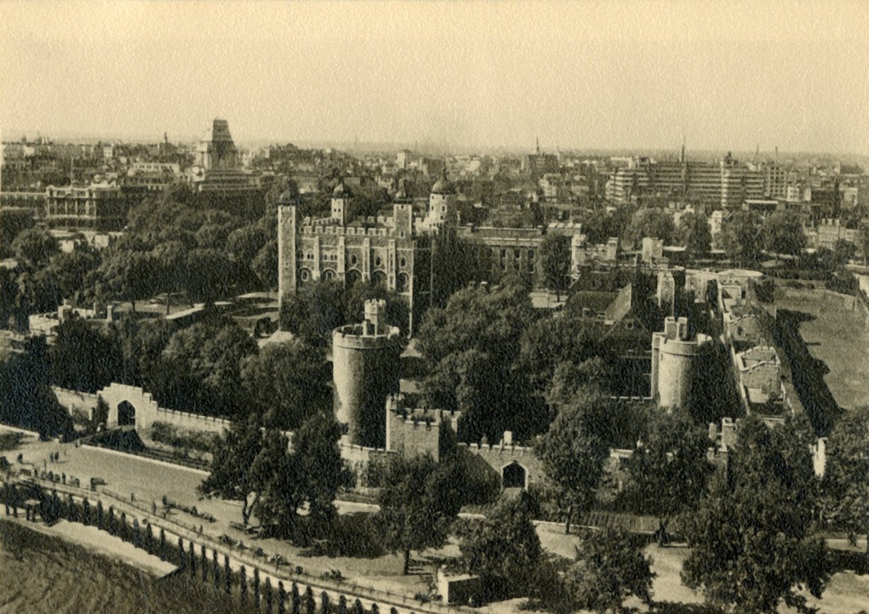 Torre di Londra. Vista generale da sud, c1920 da Unbekannt