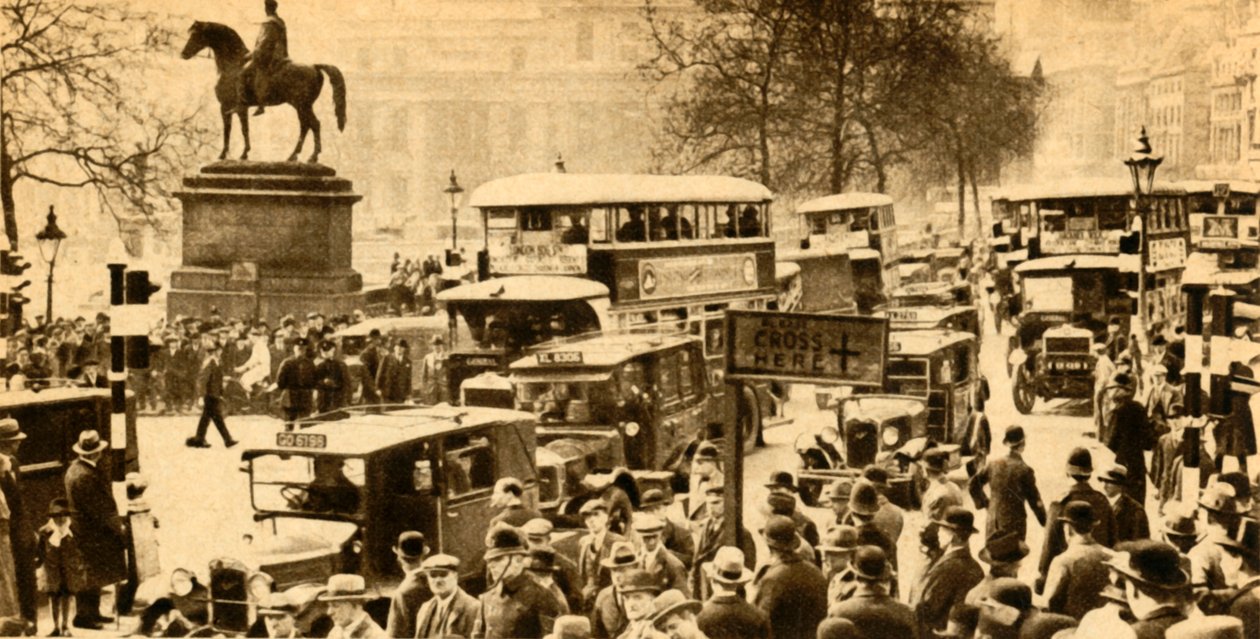 Traffico in Trafalgar Square, Londra, 1933 da Unbekannt