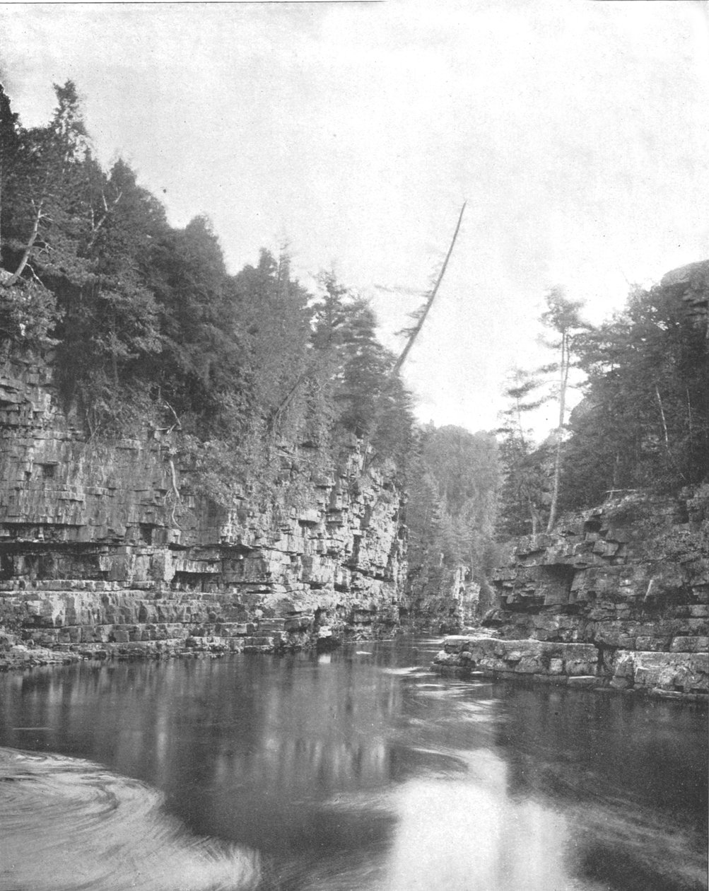 Parte superiore del Chasm di Ausable, Adirondacks, Stato di New York, USA, c1900 da Unbekannt