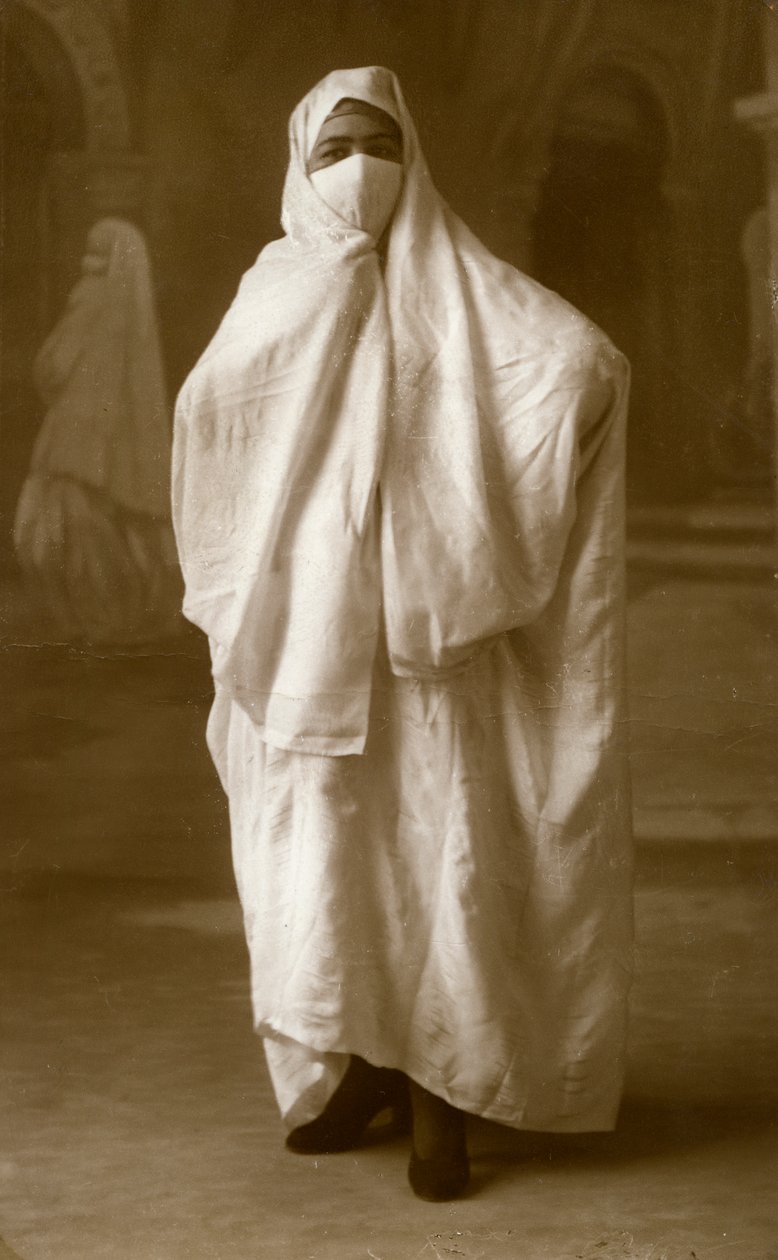 Donna velata, Algeri, Algeria, 1943 da Unbekannt