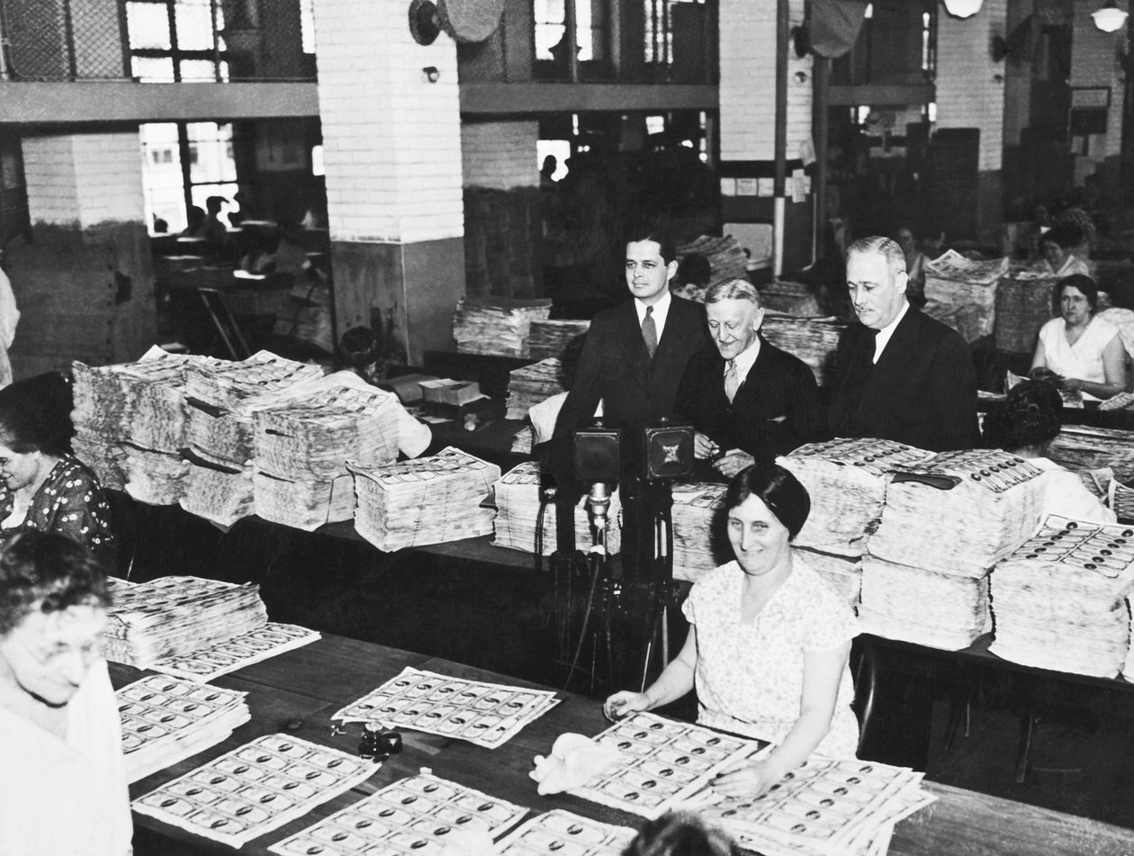 Lavoratori che fanno soldi, Washington, D.C., c.1929 da Unbekannt