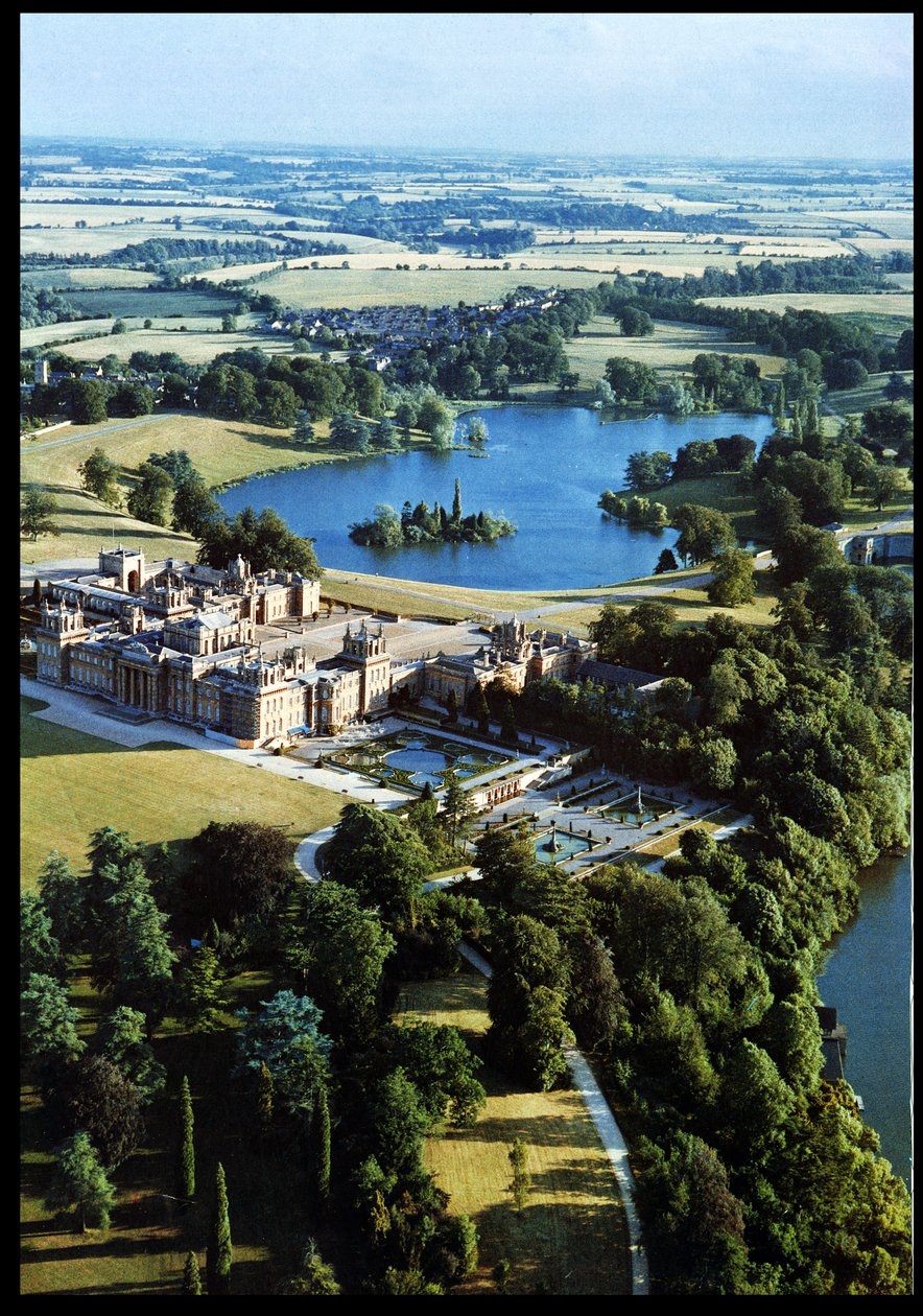 Vista aerea del Palazzo di Blenheim, Oxfordshire da Unbekannt Unbekannt